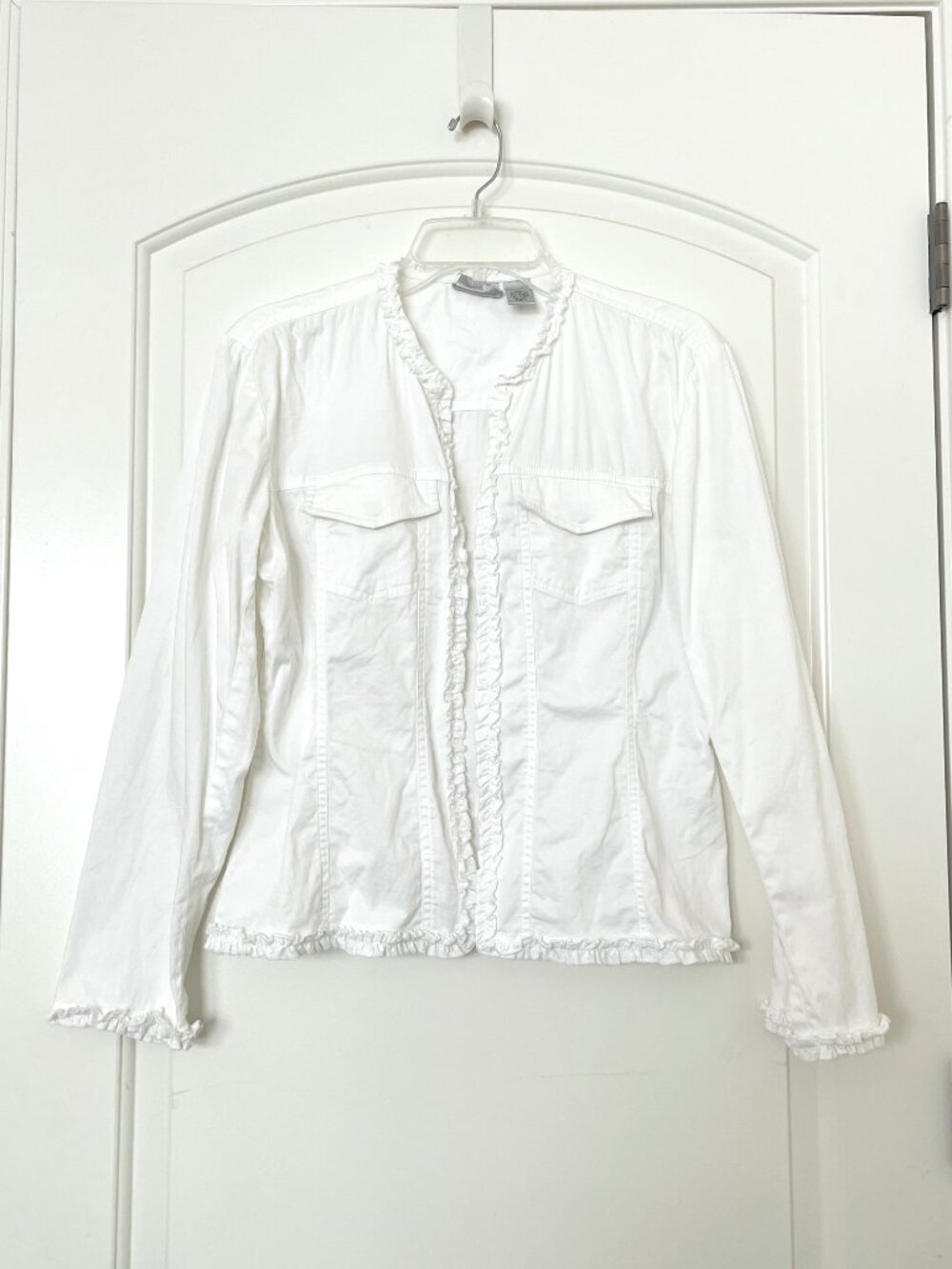 Chico's Jacket Open Front Ruffle Trim White Size 0 Small